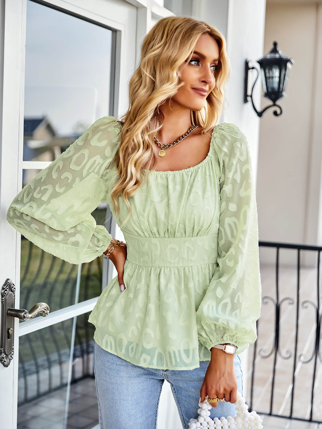 Applique Long Balloon Sleeve Peplum Blouse